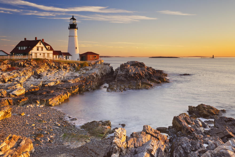 Maine Lighthouses Southern Maine Bucket List The Beachmere Inn   Maine Lighthouses 1 