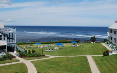 View from the terrace of a hotel room to the greenery and the ocean